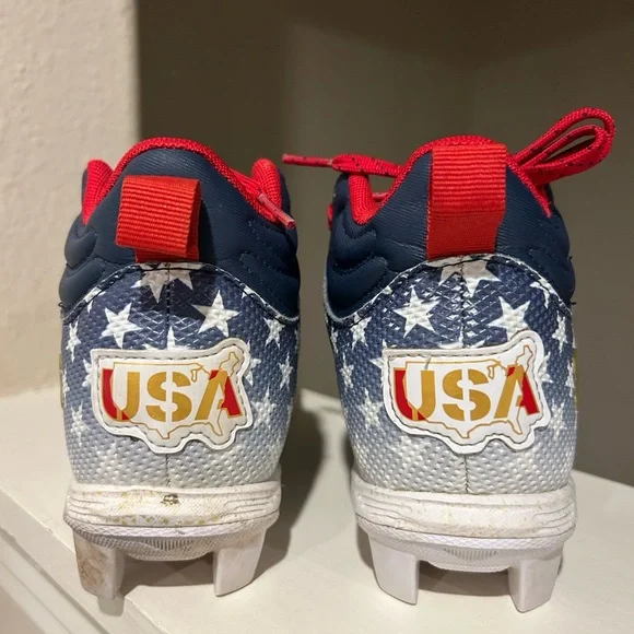 Under Armour Kids' Spotlight Franchise USA Football Cleats 3025856 100 Size 4.5Y - Picture 8 of 11
